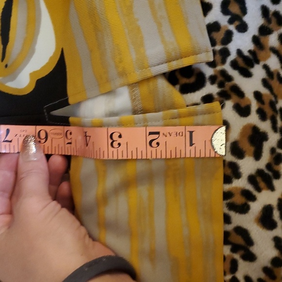 Black & Gold floral dress - Picture 10 of 12